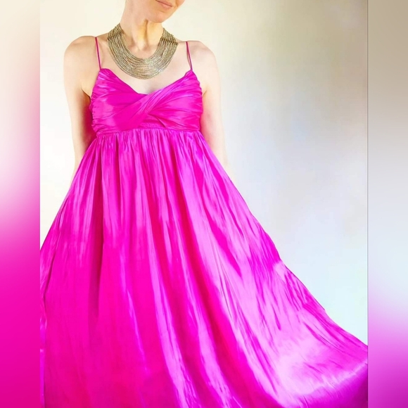 NWT Storia Fuchsia Empire Waist Satin Crepe Gown, Size Small - Picture 5 of 5